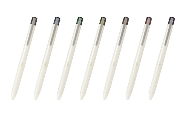 イルミリーニュアンスブラック(ILMILY)